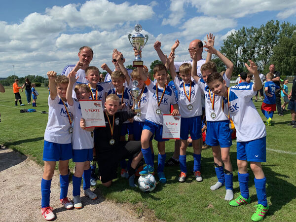 E-Junioren: 1. Teterower Hechtcup 2019 Wanderpokal der Ostseesparkasse Rostock E-Junioren: 1. Teterower Hechtcup 2019 Wanderpokal der Ostseesparkasse Rostock